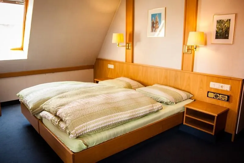 *** Guest house Zur Frischen Quelle Hotel Oberasbach Germany
